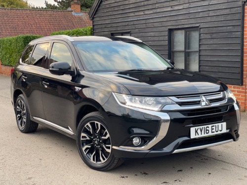 Mitsubishi Outlander  2.0h 12kWh GX4h SUV 5dr Petrol Plug-in Hybrid CVT 4WD Euro 6 (s/s) (200 ps)