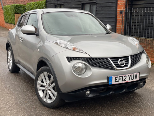 Nissan Juke  1.6 Acenta Premium SUV 5dr Petrol CVT Euro 5 (117 ps)