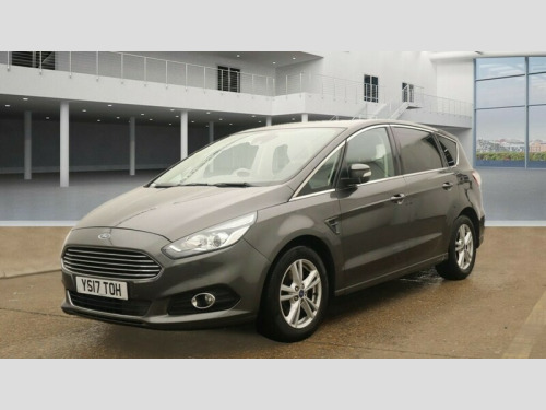 Ford S-MAX  2.0 TDCi Titanium MPV 5dr Diesel Powershift Euro 6 (s/s) (150 ps)