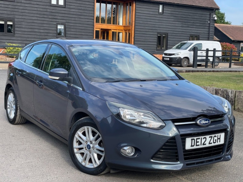 Ford Focus  1.6 Titanium Hatchback 5dr Petrol Powershift Euro 5 (125 ps)