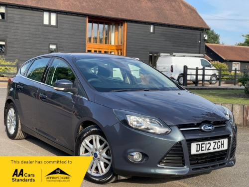 Ford Focus  1.6 Titanium Hatchback 5dr Petrol Powershift Euro 5 (125 ps)