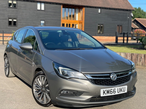 Vauxhall Astra  1.6 CDTi BlueInjection Elite Nav Hatchback 5dr Diesel Manual Euro 6 (s/s) (