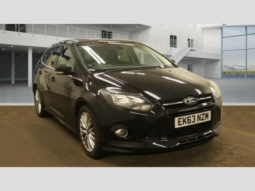 Ford Focus  1.6 Zetec S Hatchback 5dr Petrol Powershift Euro 5 (125 ps)