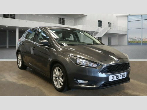 Ford Focus  1.6 Zetec Hatchback 5dr Petrol Powershift Euro 6 (125 ps)