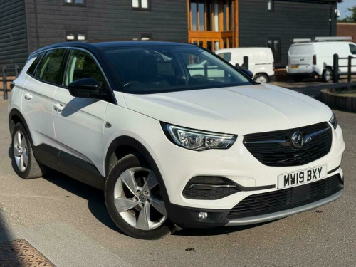 Vauxhall Grandland X  1.2 Turbo GPF Sport Nav SUV 5dr Petrol Manual Euro 6 (s/s) (130 ps)