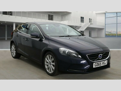 Volvo V40  2.0 D2 SE Lux Nav Hatchback 5dr Diesel Auto Euro 6 (s/s) (120 ps)