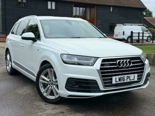 Audi Q7  Auto