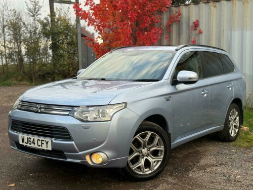 Mitsubishi Outlander  2.0h 12kWh GX4h SUV 5dr Petrol Plug-in Hybrid CVT 4WD Euro 5 (s/s) (200 ps)