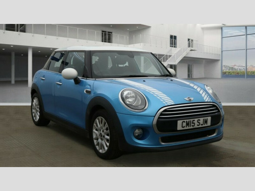 MINI Hatch  1.5 Cooper Hatchback 5dr Petrol Auto Euro 6 (s/s) (136 ps)