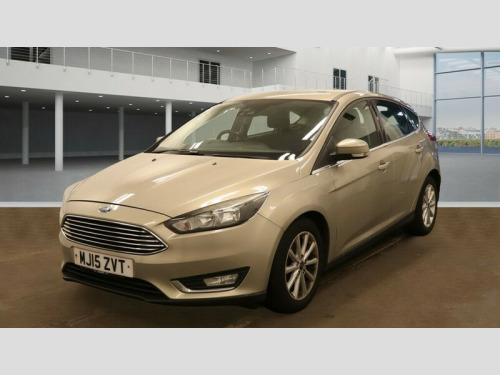Ford Focus  1.6 Titanium Hatchback 5dr Petrol Powershift Euro 6 (125 ps)