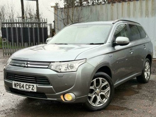 Mitsubishi Outlander  2.0h 12kWh GX4h SUV 5dr Petrol Plug-in Hybrid CVT 4WD Euro 5 (s/s) (200 ps) 