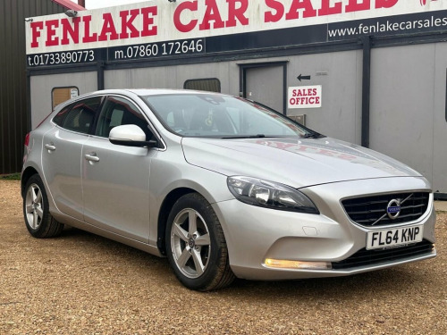 Volvo V40  1.6 D2 SE Hatchback 5dr Diesel Powershift Euro 5 (