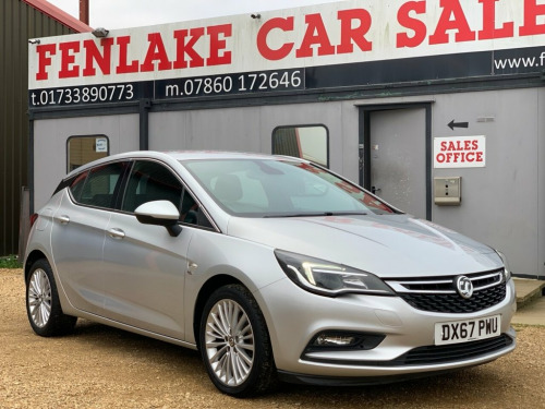 Vauxhall Astra  1.6 CDTi ecoFLEX Elite Nav Hatchback 5dr Diesel Ma