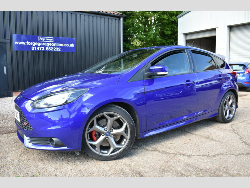 Ford Focus  2.0T ST-2 5dr