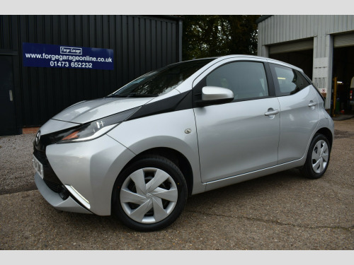 Toyota AYGO  1.0 VVT-i X-Play 5dr