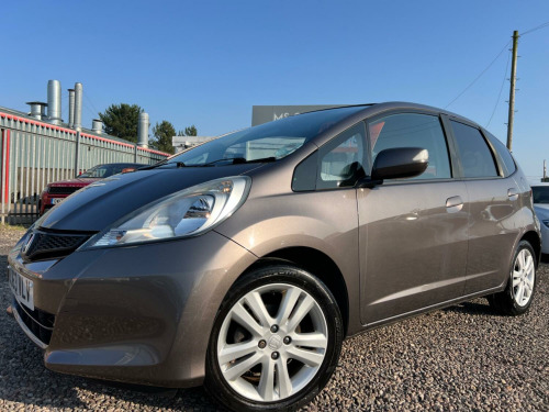 Honda Jazz  1.4 i-VTEC ES Plus