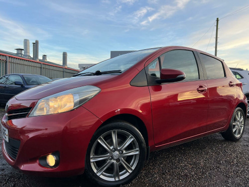 Toyota Yaris  1.3 Dual VVT-i SR