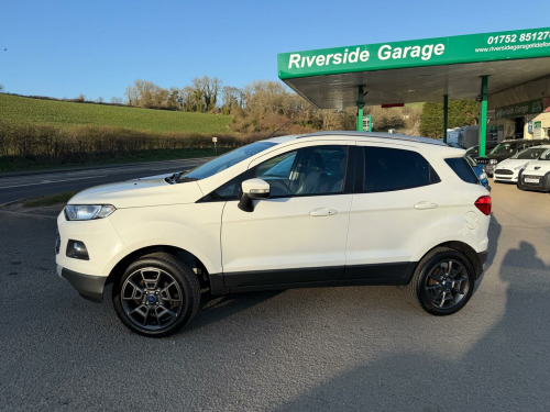 Ford EcoSport  1.0 T EcoBoost Titanium