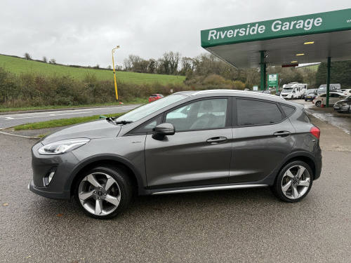 Ford Fiesta  1.0 T EcoBoost Active X