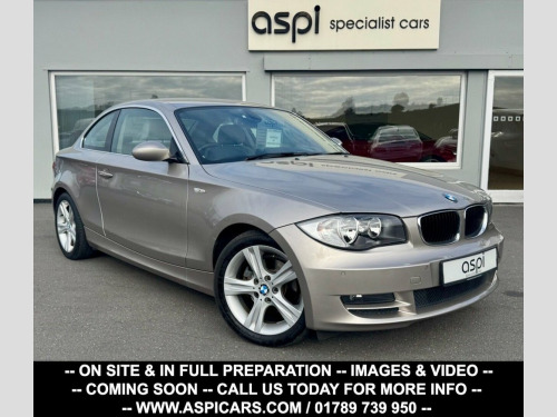 BMW 1 Series  3.0 125i SE Coupe 2dr Petrol Steptronic Euro 4 (21