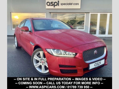 Jaguar XE  2.0i Portfolio Saloon 4dr Petrol Auto Euro 6 (s/s) 