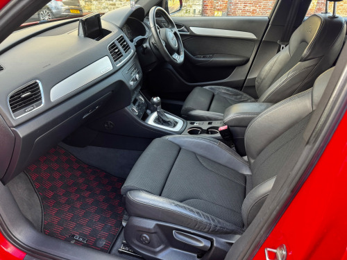 Audi Q3  2.0 TFSI S line SUV 5dr Petrol S Tronic quattro Euro 5 (s/s) (170 ps) 