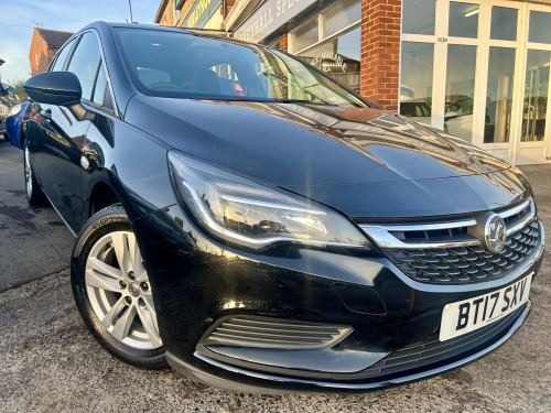 Vauxhall Astra  1.0i Turbo ecoFLEX Design Hatchback 5dr Petrol Manual Euro 6 (s/s) (105 ps)