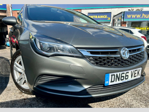 Vauxhall Astra  1.4i Turbo Tech Line Sports Tourer 5dr Petrol Manual Euro 6 (125 ps)