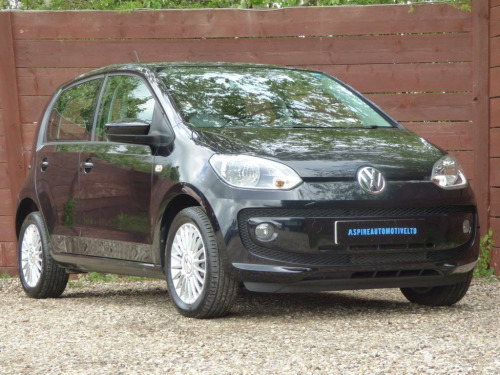 Volkswagen up!  1.0 HIGH UP 5d 74 BHP ***HEATED SEATS - FREE TAX**