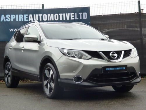 Nissan Qashqai  1.6 DIG-T N-Connecta SUV 5dr Petrol Manual 2WD Eur