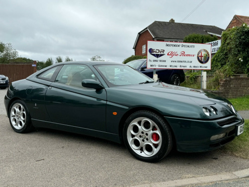 Alfa Romeo GTV  3.0 V6 24V Lusso 2dr