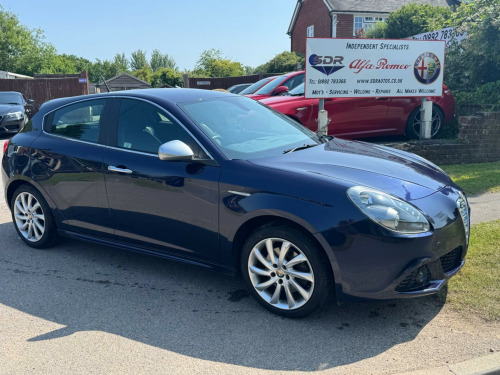 Alfa Romeo Giulietta  2.0 JTDM-2 Veloce Euro 5 (s/s) 5dr