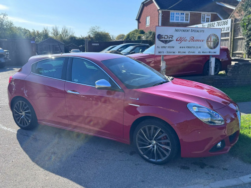 Alfa Romeo Giulietta  2.0 JTDM-2 Sportiva Nav Euro 5 (s/s) 5dr