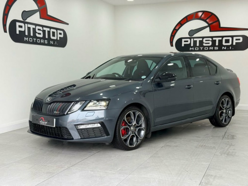 Skoda Octavia  2.0 TDI vRS Hatchback 5dr Diesel Manual Euro 6 (s/ 