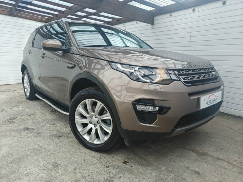 Land Rover Discovery Sport  2.0 TD4 SE Tech SUV 5dr Diesel Manual 4WD Euro 6 (