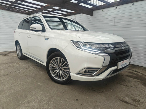 Mitsubishi Outlander  2.4h TwinMotor 13.8kWh 4h SUV 5dr Petrol Plug-in H
