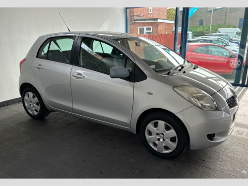 Toyota Yaris  1.3 VVT-i T3