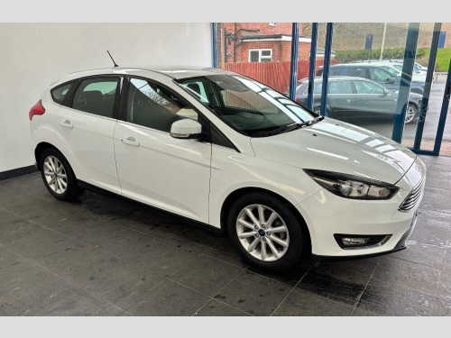 Ford Focus  1.0 T EcoBoost Titanium