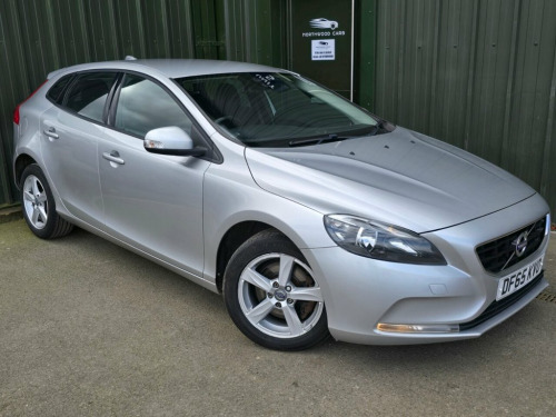 Volvo V40  2.0 D2 ES Hatchback 5dr Diesel Manual Euro 6 (s/s)