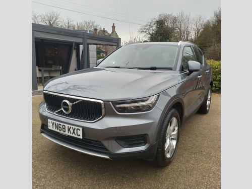 Volvo XC40  2.0 D3 Momentum 5dr