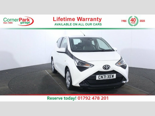 Toyota AYGO  1.0 VVT-i x-play Hatchback 5dr Petrol x-shift Euro