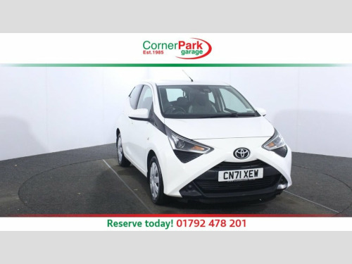 Toyota AYGO  1.0 VVT-i x-play Hatchback 5dr Petrol x-shift Euro