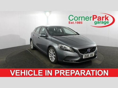 Volvo V40  1.5 T3 SE Lux Nav Hatchback 5dr Petrol Auto Euro 6