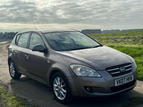 Kia ceed 1.6 LS 5dr