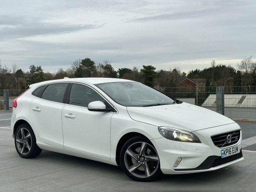 Volvo V40  2.0 D2 R-Design Lux Nav Auto Euro 6 (s/s) 5dr