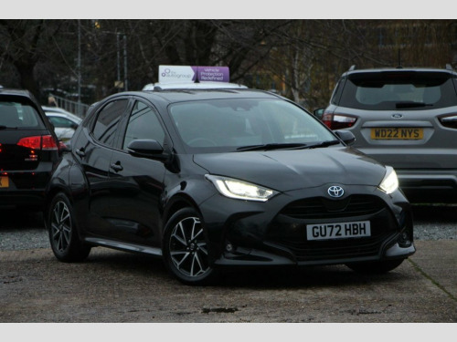 Toyota Yaris  1.5 VVT-h Design Hatchback 5dr Petrol Hybrid E-CVT 