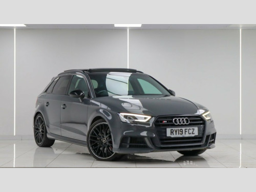 Audi A3  2.0 S3 SPORTBACK TFSI QUATTRO BLACK EDITION 5d 296