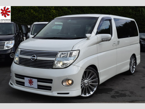 Nissan Elgrand  HIGHWAY STAR 3.5 V6 PETROL 4WD 8 SEATER 52K MILES FSH BLACK LEATHER