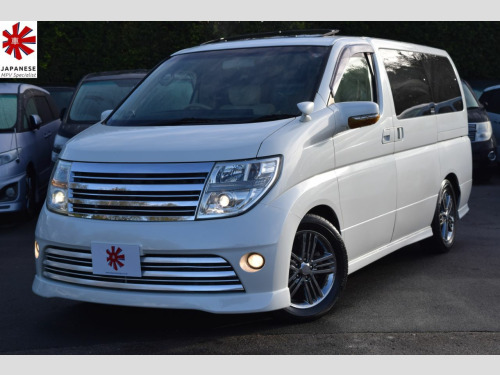 Nissan Elgrand  RIDER AUTECH 3.5 V6 PETROL TWIN SUNROOF 50K MILES BEIGE LEATHER