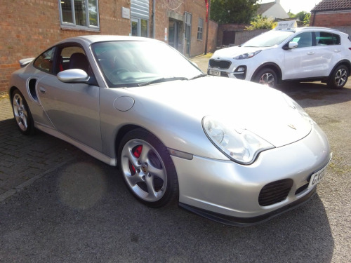 Porsche 911  2dr Tiptronic S